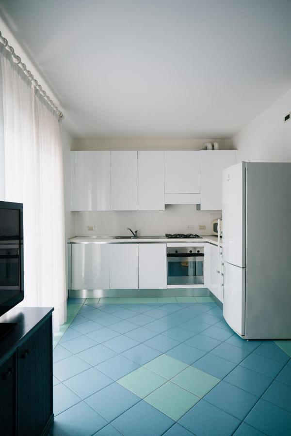Carlotta Lido Aparthotel *