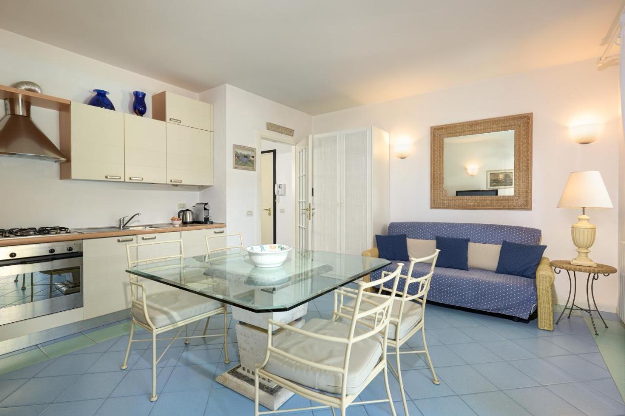 Carlotta Lido Aparthotel